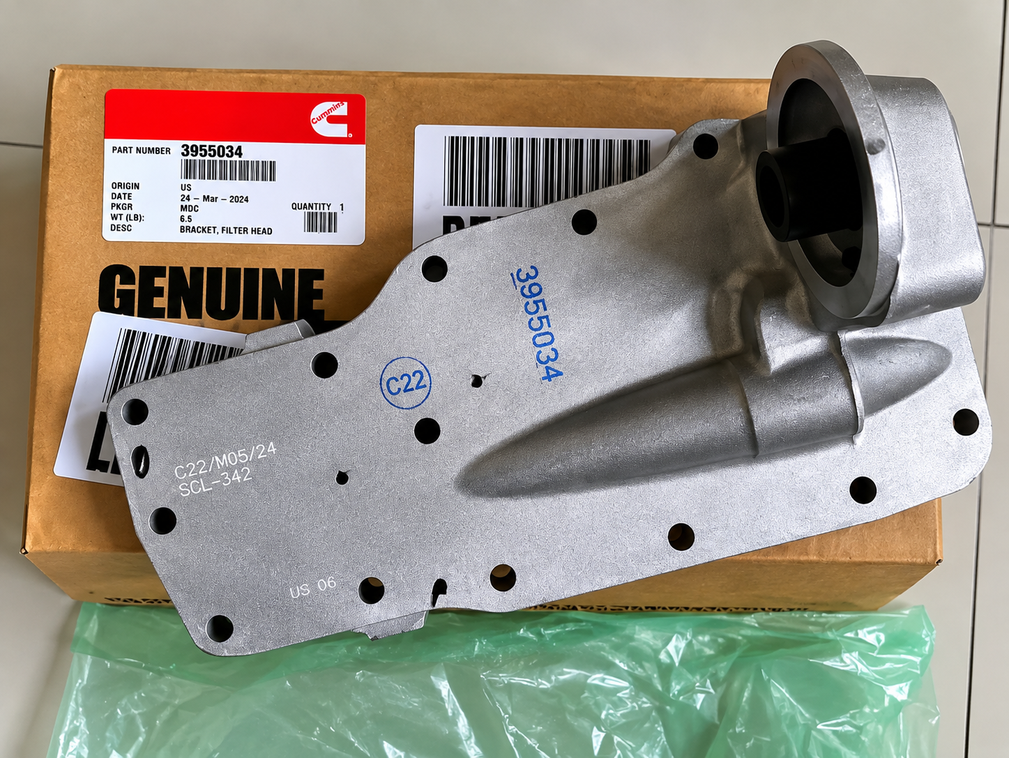 Lubricating Oil Filter Head 3955034